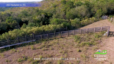 DJI_0007.00_01_08_20.Quadro011_ab01726efc66bd1e0cf7465c6026cd13c9cb0e20.jpg